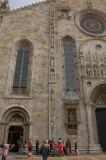 Vertical statues,Duomo-Como.jpg