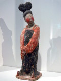 Lady with chignon- mingki tomb figure.jpg
