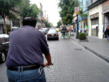 TRASNPORTE MODERNO RUMBO AL PALACIO DE MINERIA EN LA CALLE DE TACUBA
