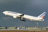 Boeing 777-200 F-GSPB