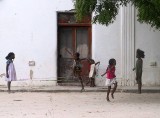 Mozambique -- playing jump rope