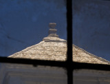 <B>Golden Roof</B> <BR><FONT SIZE=2>Sunset Line & Twine, Petaluma, California, August 2007</FONT>