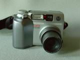 Olympus C-4000 zoom front view