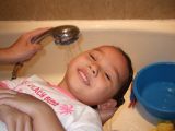 Washing hair (14-11-2006)