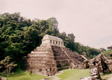 Palenque temple of the inscriptions.JPG