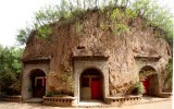 These are Yao Dong (cave dwellings)