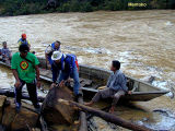 mendarat di hulu sungai Sangatta