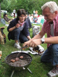 Maria samples Simons grilling skills