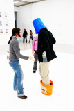 Erwin Wurm: One minute sculpture