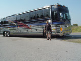 JAY DARST AND HIS NEW RIDE ON HIS WAY HOME TO ILLINOIS, IT IS A 1996 PREVOST BY COUNTRY COACH CONVERSIONS