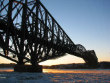 Le pont de Québec en hiver