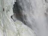 Seul face  la chute Montmorency