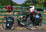 132 Par - Touring France - Dave Yates Hosteller touring bike