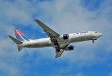 Delta AIrlines 737-800 (N384DA)