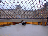 Louvre romance