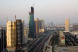 Sheikh Zayed Road from Crowne Plaza to Trade Centre, November 2006