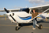 Florian with the Cessna 172 at Umm al Quwain (A6-UAQ)