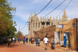 Heading back towards the Great Mosque from the Market