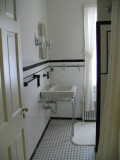 overall bath-Michael house-Aberdeen.JPG