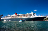 Queen Mary 2 berthed in Woolloomooloo