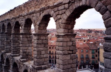 Through the aqueduc