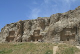 The tombs of three Achaemenid kings - De graven van drie Achaemenidische koningen.