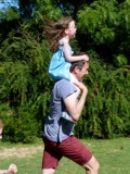 Shoulder rides - Douglas & Saskia
