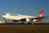 QANTAS BOEING 767 300 BNE RF 5K5A3839.jpg