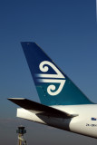 AIR NEW ZEALAND BOEING 777 200 SYD RF IMG_0208.jpg