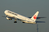 JAPAN AIRLINES BOEING 767 300 HND RF K5A4611.jpg