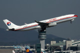 CHINA EASTERN AIRBUS A330 300 ICN RF 5K5A0017.jpg