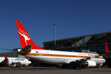 QANTAS BOEING 737 800 SYD RF IMG_9985.jpg