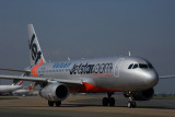 JETSTAR ASIA AIRBUS A320 SGN RF 5K5A5931.jpg