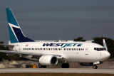 WESTJET BOEING 737 700 FLL RF 5K5A8489.jpg