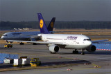 LUFTHANSA AIRBUS A310 200 FRA RF 441 35.jpg