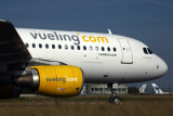 VUELING COM AIRBUS A320 CDG RF 5K5A2629.jpg