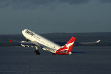 QANTAS AIRBUS A330 200 SYD RF 5K5A9845.jpg