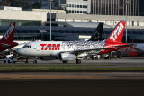 TAM AIRBUS A319 SDU RF 5K5A8767.jpg