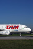 TAM AIRBUS A319 SDU RF 5K5A8799.jpg