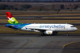 AIR SEYCHELLES AIRBUS A320 JNB RF B5K5A9800.jpg