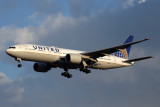 UNITED BOEING 777 200 FCO RF 5K5A8159.jpg