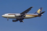 SINGAPORE AIRLINES AIRBUS A310 300 SIN RF 1031 27.jpg