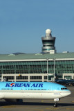 KOREAN AIR BOEING 777 300ER ICN RF 5K5A3780.jpg