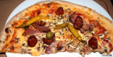 Pizza from Pizzeria 6