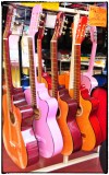 Guitarras Mexicanas multicolores