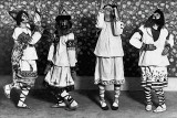 1913 - Dancers in Le Sacre du Printemps (The Rite of Spring)