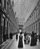 1900 - Shopping in St. Petersburg