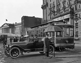 1913 - Prepared for rain