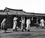 1910 - Street in Seoul