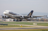 9V-SKB Airbus A380-841 Singapore Airlines 